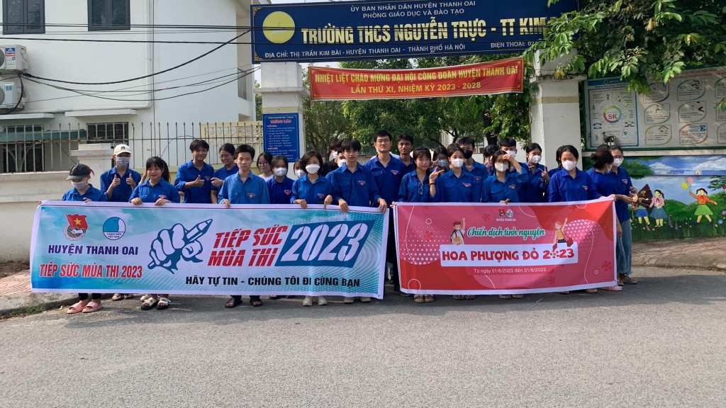 “Áo xanh” Thủ đô luôn sẵn sàng đồng hành cùng thí sinh tại 201 điểm thi