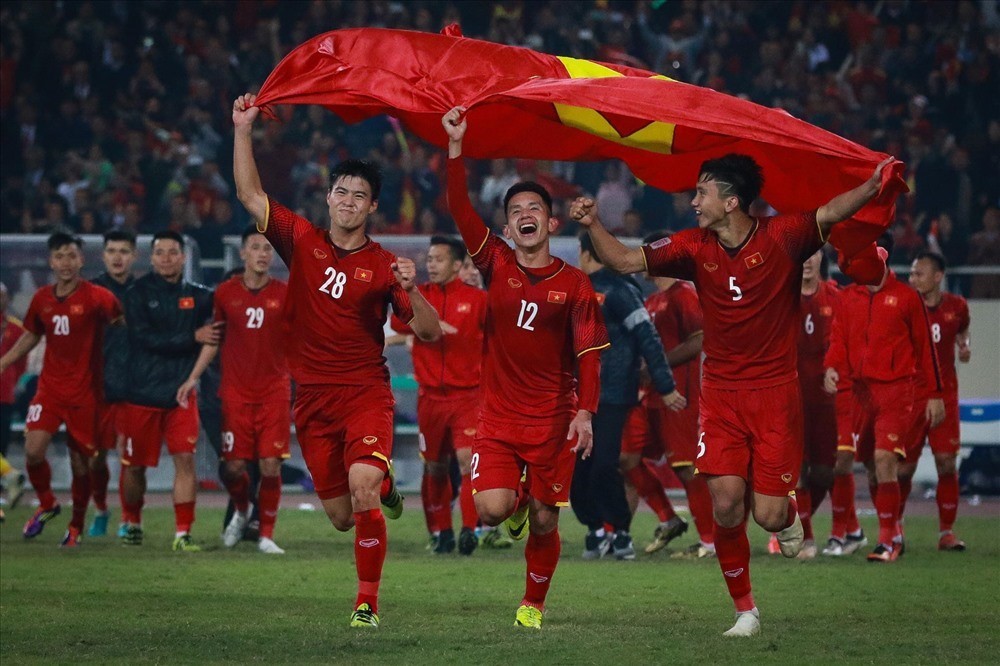 để dõi theo đội tuyển quốc gia và các câu lạc bộ bóng đá Việt Nam