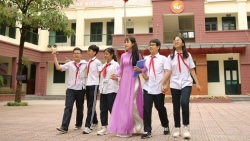 Cô hiệu trưởng ở Hà Nội viết thư tay gửi học trò trước giờ "G"