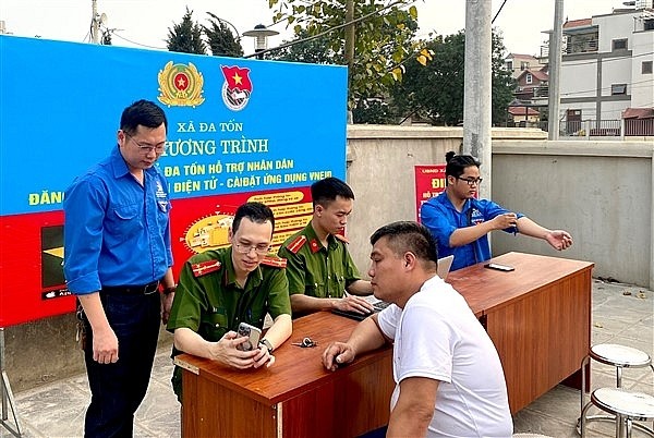 Triển khai Đề án 06 tại Thủ đô: Nhiều quận, huyện tăng tốc về đích