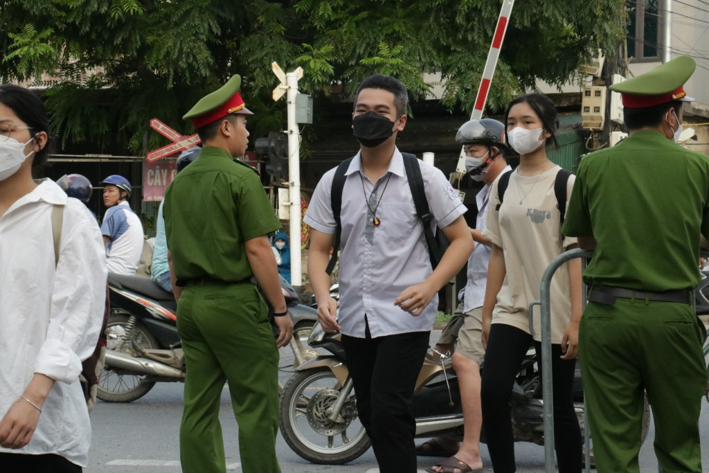 Các sĩ tử bày tỏ quyết tâm làm tốt môn Toán