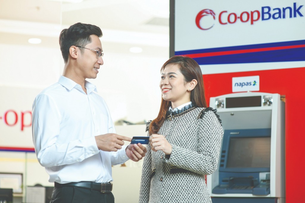 Co-opBank tung chuỗi chương trình khuyến mại hấp dẫn nhân “Ngày không tiền mặt năm 2023”