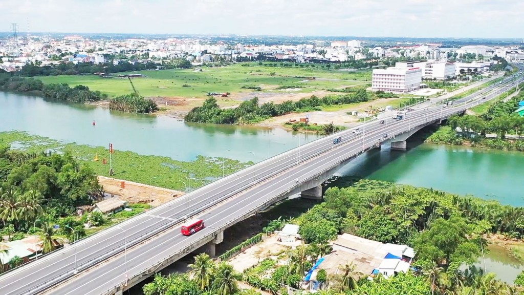 Long An phấn đấu là trung tâm phát triển kinh tế năng động, hiệu quả, bền vững của khu vực phía Nam