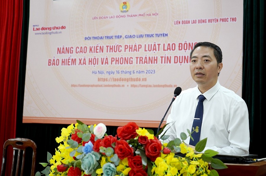 Phó Tổng Biên tập Báo Lao động Thủ đô Nguyễn Văn Bình phát biểu khai mạc