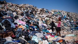 Bãi rác thời trang lớn nhất thế giới