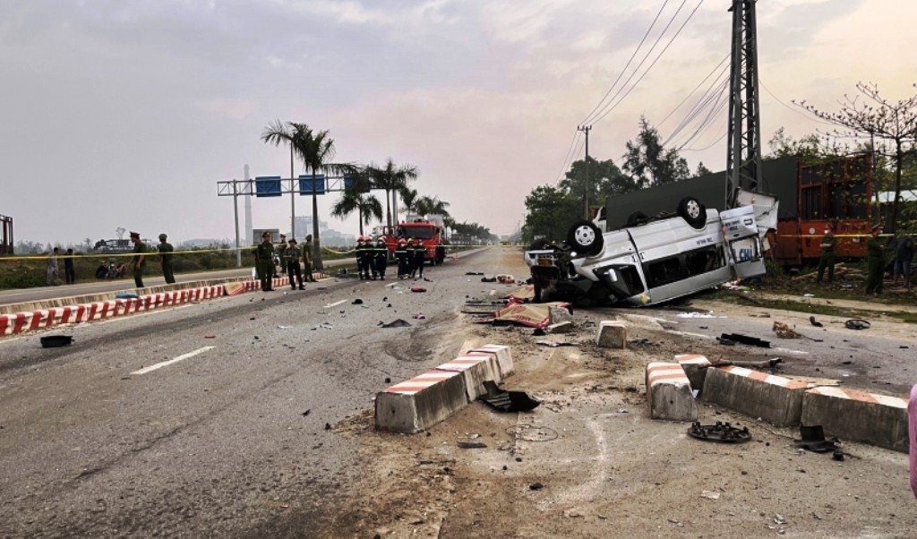 ngày 14/2/2023, một vụ tai nạn đặc biệt nghiêm trọng giữa ôtô khách và xe đầu kéo xảy ra tại tuyến đường ĐT606 huyện Tam Hiệp, tỉnh Quảng Nam. Hậu quả vụ tai nạn làm chết 8 người, bị thương khoảng 12 người.