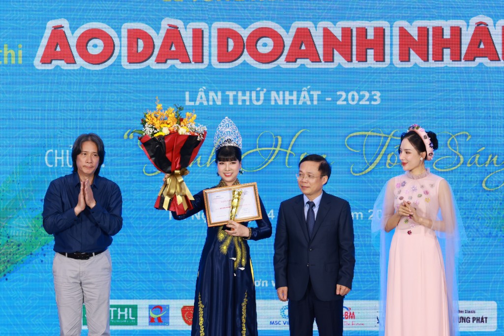 Nữ Doanh nhân khởi nghiệp sáng tạo, với sứ mệnh chăm sóc sức khỏe cộng đồng