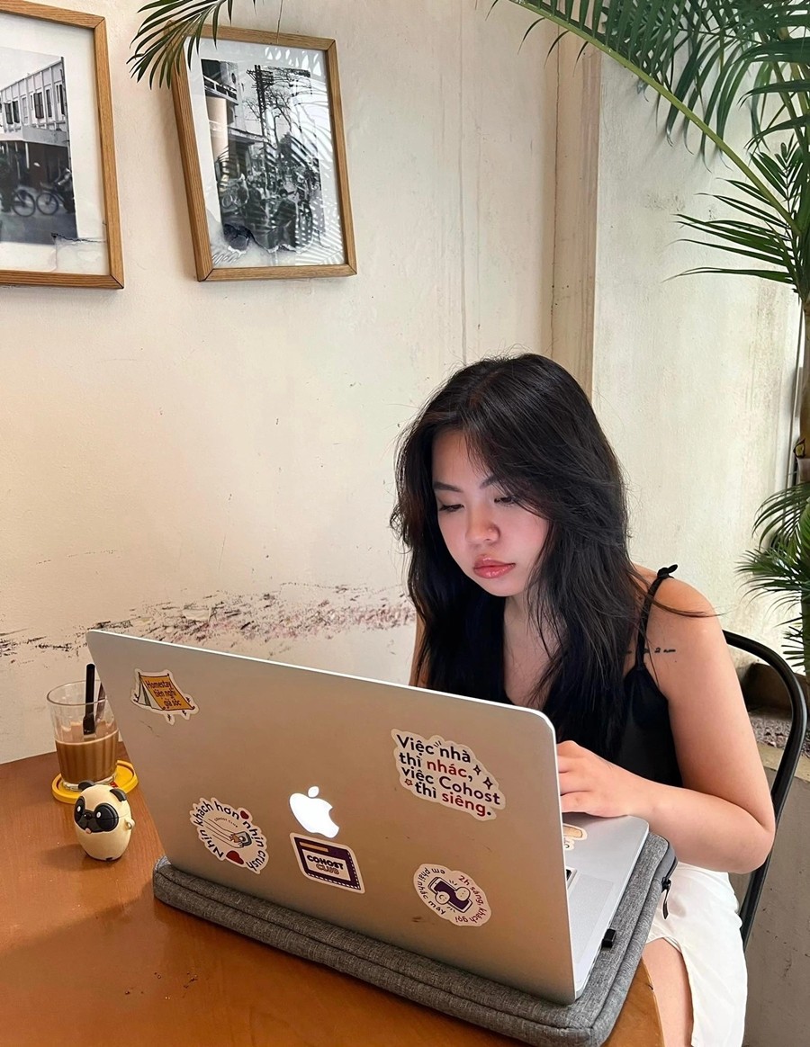 Khi Gen Z vừa là "lính mới", vừa là nhân viên nhỏ tuổi nhất...