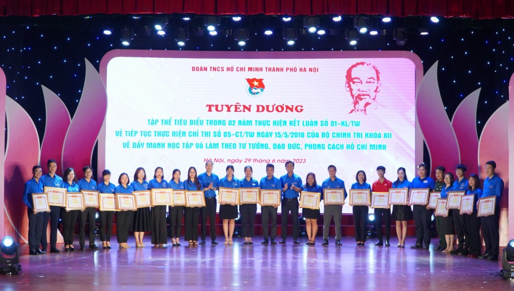 Phó Bí thư Thường trưc 