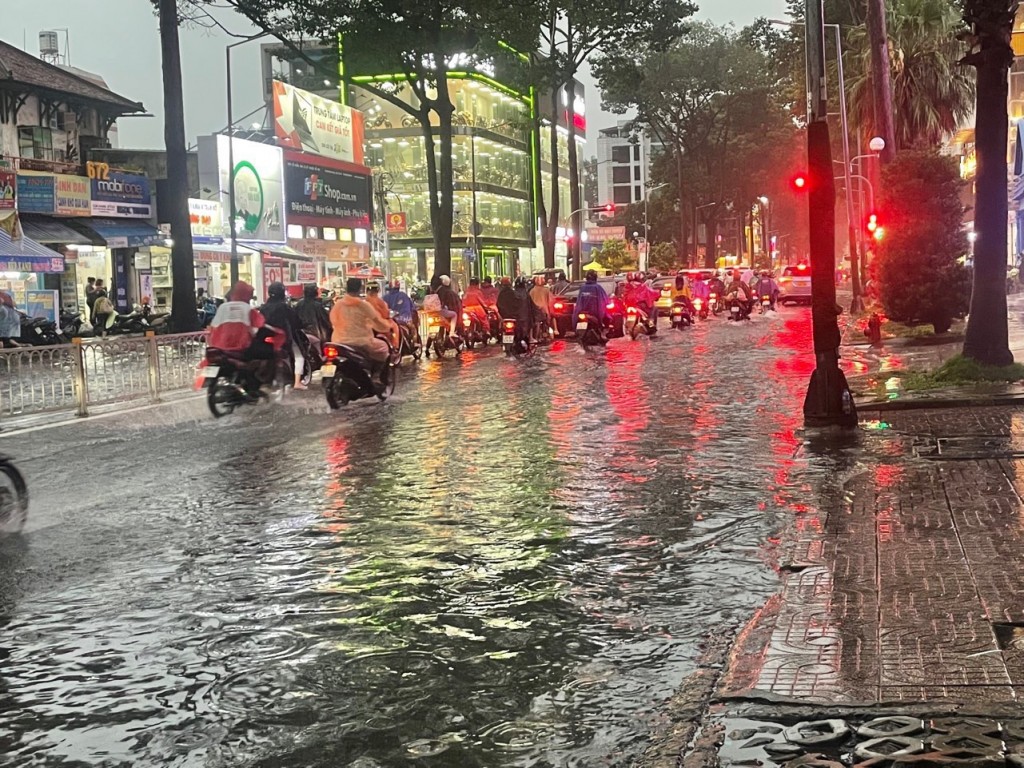 TP Hồ Chí Minh tăng cường chống ngập lụt mùa mưa lũ