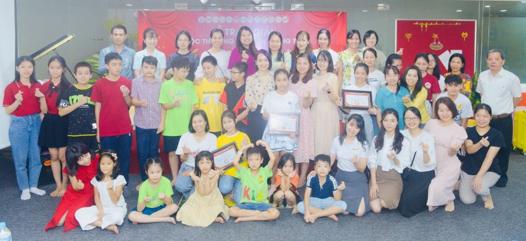 Sân chơi năng lực tiếng Anh Shining English giúp mùa hè 2023 thêm ý nghĩa