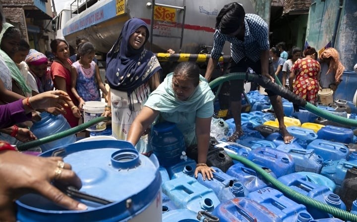  Ít nhất 150 người đã thiệt mạng trong đợt nắng nóng mới nhất trong tháng 6 (Ảnh: Reuters)