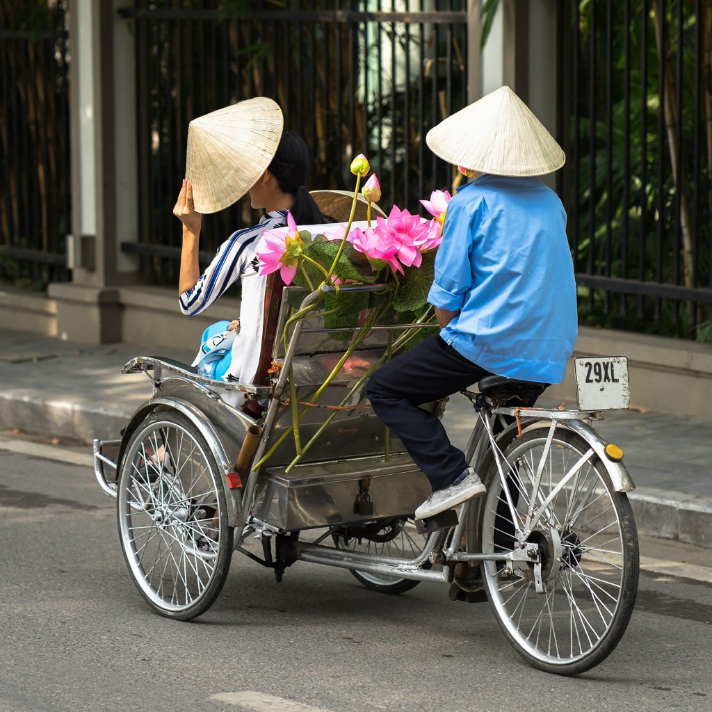 Bài 3: Để xích lô tiếp tục là hình ảnh đẹp của Thủ đô...