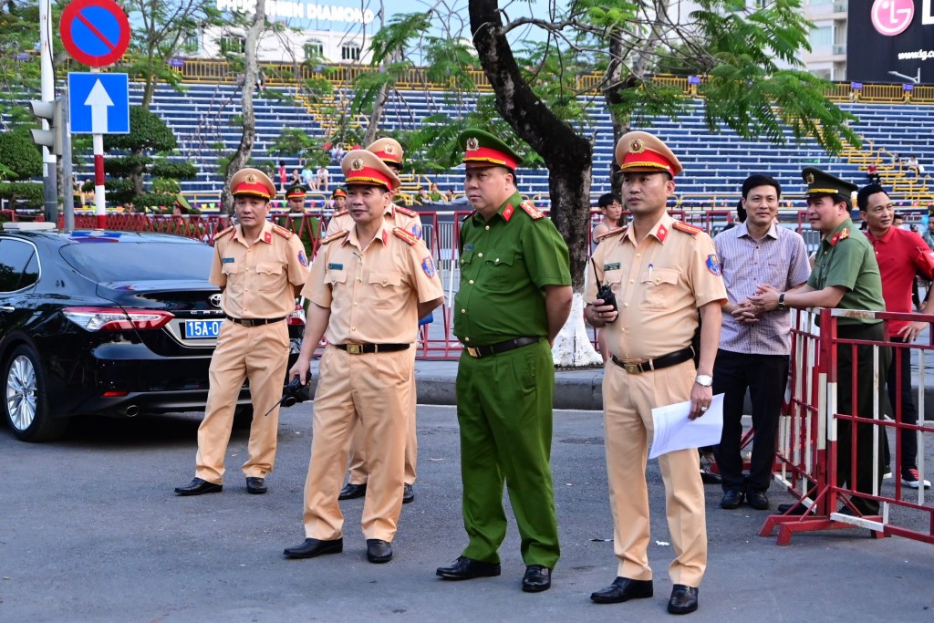 Công an thành phố bảo vệ tuyệt đối an toàn Lễ hội Hoa Phượng đỏ 2023