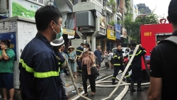 2 cháu nhỏ và một cô gái trẻ tử vong trong ngôi nhà bị cháy ở ngõ Thổ Quan