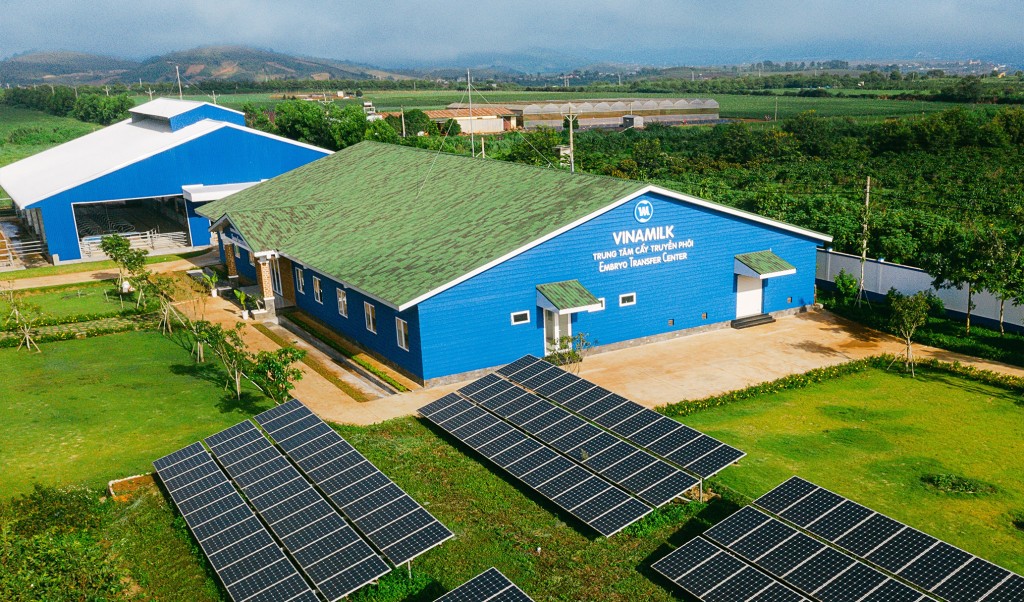 Vinamilk đẩy mạnh lộ trình giảm "dấu chân Carbon", hướng đến Net Zero