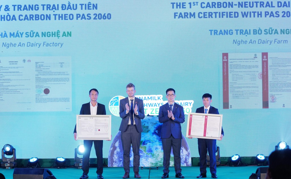 Vinamilk đẩy mạnh lộ trình giảm "dấu chân Carbon", hướng đến Net Zero