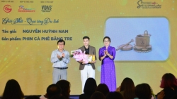 TP Hồ Chí Minh trao giải cuộc thi thiết kế quà tặng lưu niệm du lịch