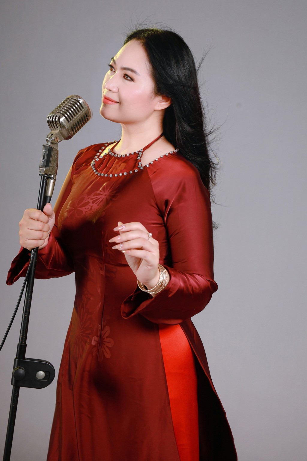 Niềm đam mê ca hát đặc biệt của Á quân 1 cuộc thi Giọng ca vàng Bolero Việt Nam 2023