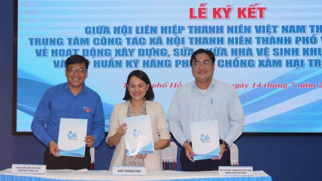 TP Hồ Chí Minh: Ký kết xây mới nhà vệ sinh đạt chuẩn trong trường học ngoại thành