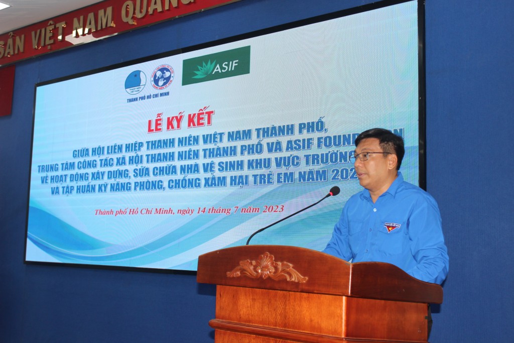 Anh Dương Ngọc Tuấn – Giám đốc Trung tâm Công tác xã hội Thanh niên Thành phố phát biểu tại chương trình.