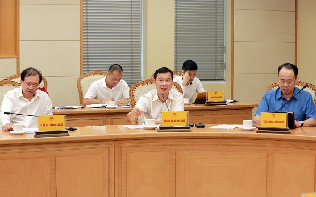 Thứ trưởng Bộ KH&CN Bùi Thế Duy phát biểu tại cuộc họp - Ảnh: VGP/Minh Khôi