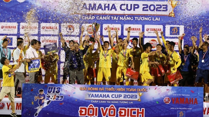U13 Sông Lam Nghệ An lên ngôi vô địch