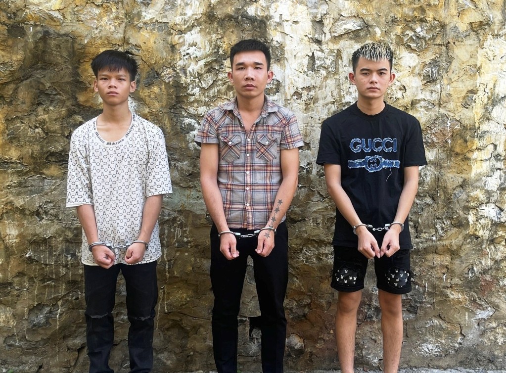 Ba đối tượng Đồng Văn Mạnh, Hoàng Văn Sơn, Nhàn Văn Dũng.