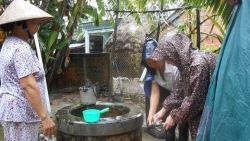 Đảm bảo nước sạch và quản lý chất thải y tế trong mùa mưa lũ