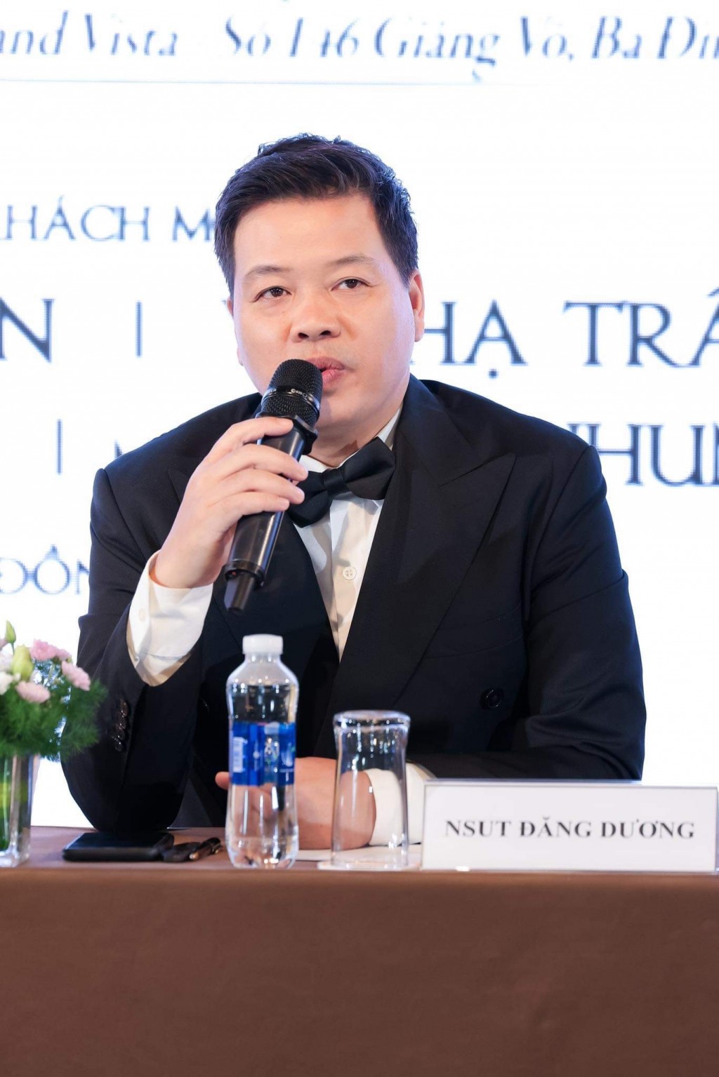 NSƯT Đăng Dương làm liveshow “Tổ quốc gọi tên mình”  kỷ niệm 30 năm ca hát