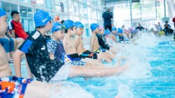 Lớp học bơi miễn phí giúp nâng cao kỹ năng cho trẻ em Thủ đô
