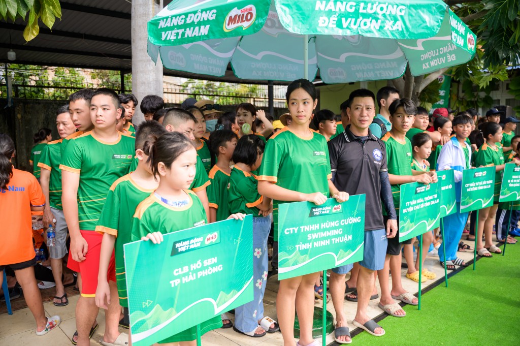 Nestlé MILO đồng hành cùng giải bơi “Đường đua xanh” 2023