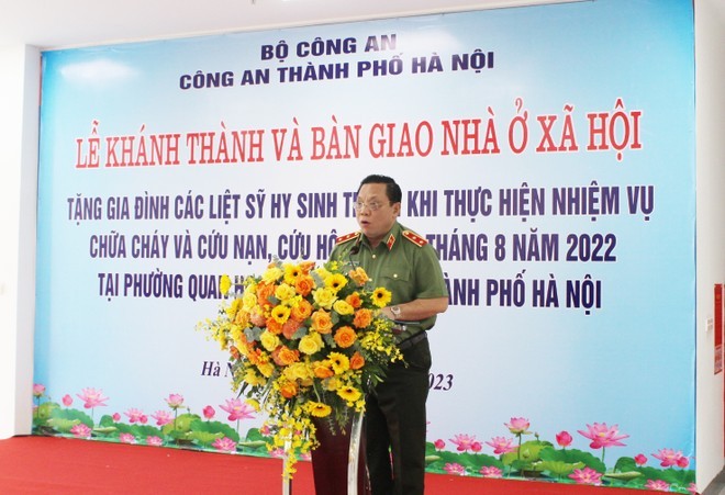 Trung tướng Nguyễn Hải Trung - Ủy viên Ban Thường vụ Thành ủy, Bí thư Đảng ủy, Giám đốc Công an TP Hà Nội phát biểu tại buổi lễ