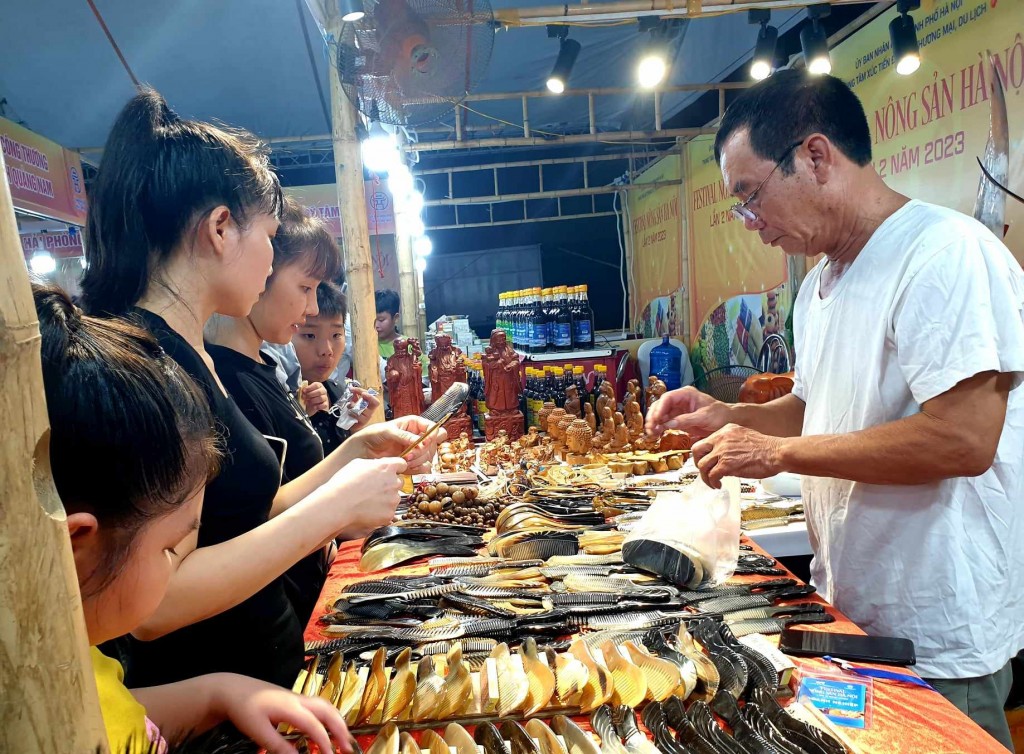 Hơn 1.000 nông sản, sản phẩm OCOP tiêu biểu gắn kết du lịch Hà Nội