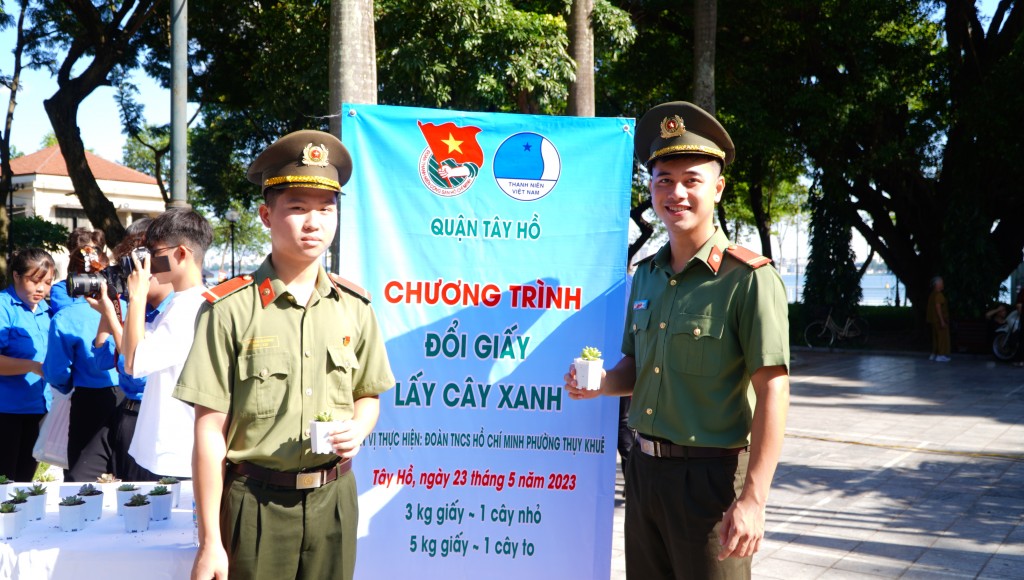 Ngày Chủ nhật phủ xanh thành phố