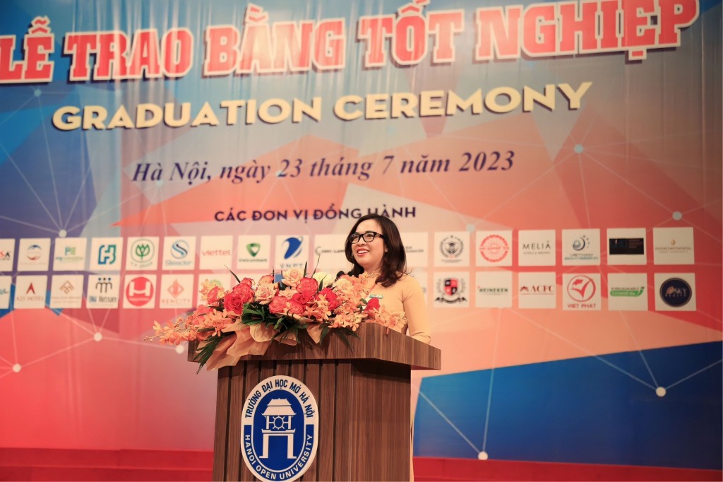 PGS.TS Nguyễn Thị Nhung - Hiệu trưởng trường Đại học Mở Hà Nội