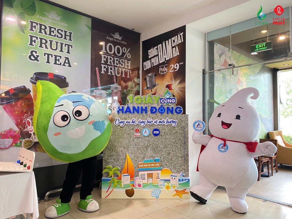 Nhiều hoạt động ý nghĩa đã được LOTTE Mart triển khai trong chiến dịch “Tôi hành động – Bạn cũng thế” nhằm tuyên truyền về ý thức bảo vệ môi trường