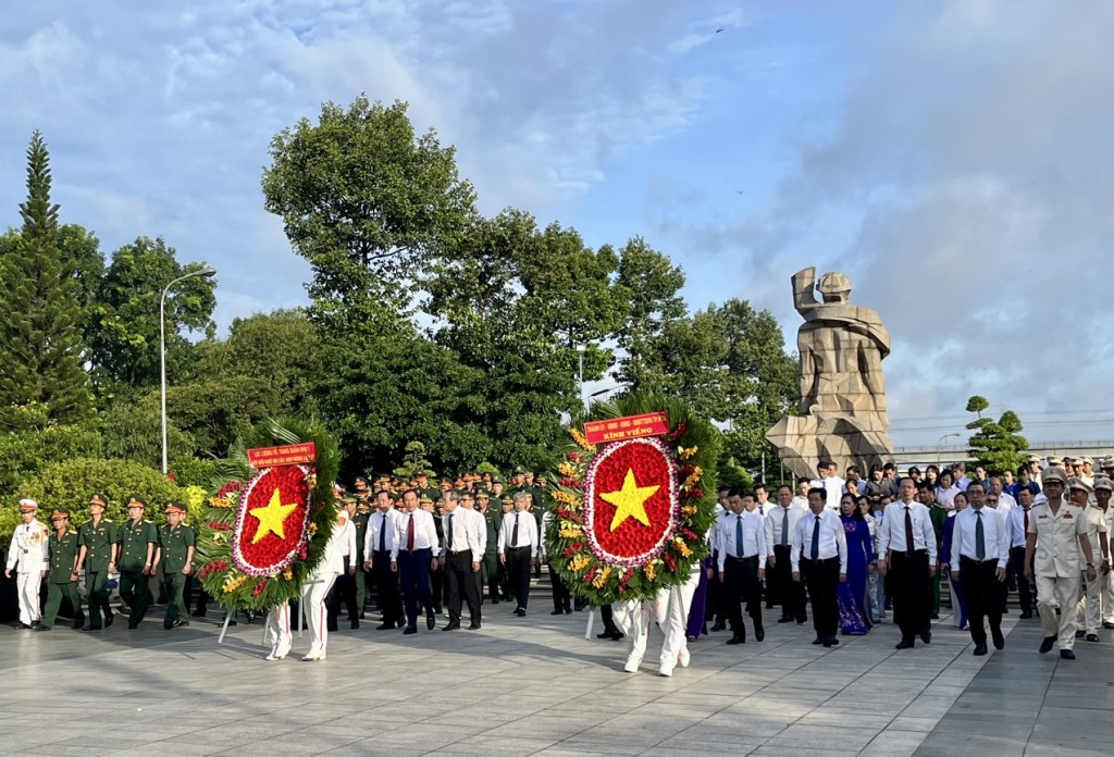 Đoàn đại biểu Thành phố Hồ Chí Minh