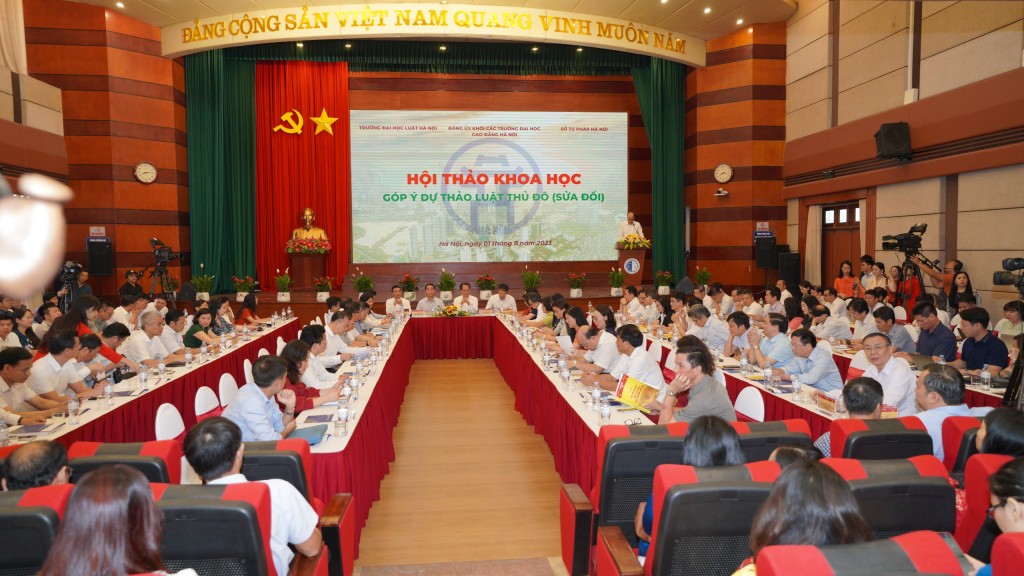 Đội ngũ trí thức các trường Đại học, Cao đẳng Hà Nội góp ý vào Dự thảo Luật Thủ đô (sửa đổi)