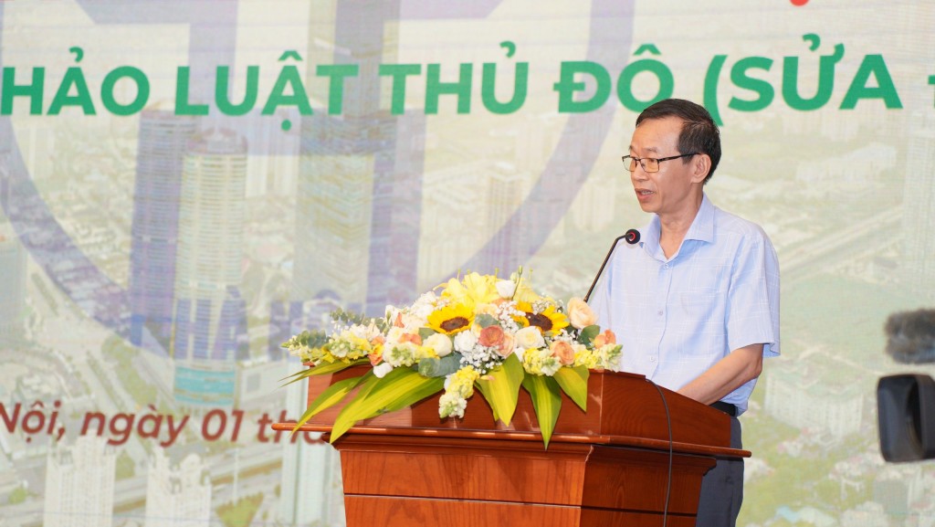 GS, TS Nguyễn Văn Minh - Hiệu trưởng Trường Đại học Sư phạm Hà Nội phát biểu tại Hội thảo