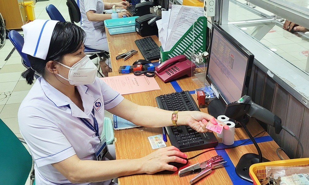 Sử dụng số định danh cá nhân, căn cước công dân thay mã số bảo hiểm xã hội