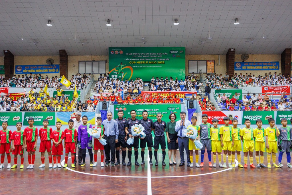 Đội NAVY Phú Nhuận đã xuất sắc vượt qua đội Hưng Yên trong trận chung kết kịch tính với tỷ số 2-1, chính thức trở thành nhà vô địch của giải đấu năm nay(1)