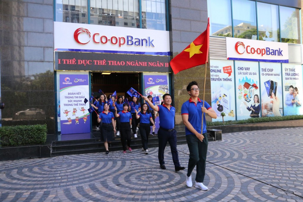 Co-opBank tổ chức lễ xuất quân tham dự Đại hội TDTT ngành Ngân hàng lần thứ nhất