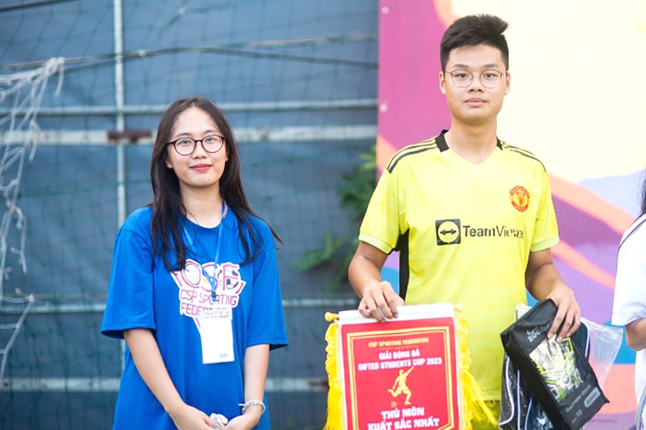 THPT Chuyên Nguyễn Huệ lên ngôi quán quân giải bóng đá Gifted Students Cup