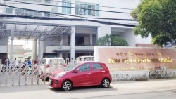 Bệnh viện Nguyễn Đình Chiểu thua kiện vụ đấu thầu thủy tinh thể nhân tạo