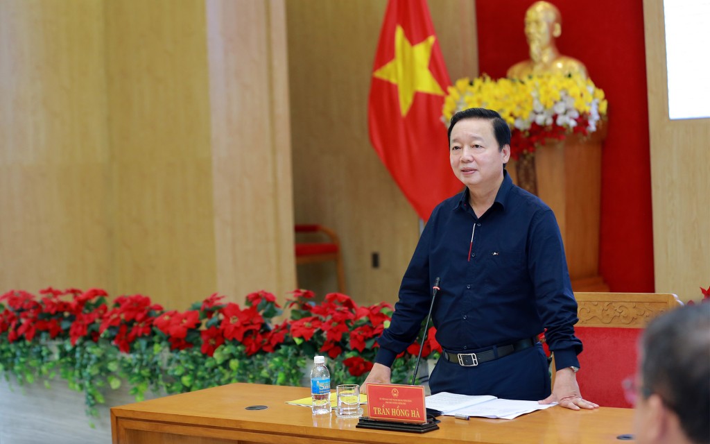 Phó Thủ tướng Trần Hồng Hà: Đơn giản hóa, cắt giảm thủ tục, đẩy nhanh tiến độ nhưng không được bỏ qua yêu cầu an toàn, chất lượng trong thi công và khai thác mỏ - Ảnh: VGP/Minh Khôi