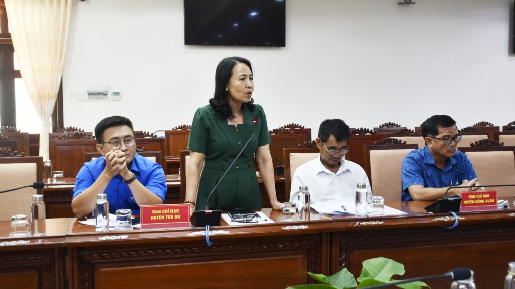 Phú Yên: Hơn 9.000 học sinh có hoàn cảnh khó khăn được nhận đỡ đầu
