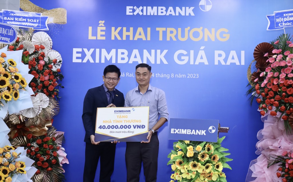 Eximbank khai trương chi nhánh và phòng giao dịch mới tại Đồng Tháp và TX Giá Rai (Bạc Liêu)