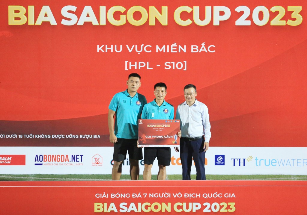 Mobi lên “ngôi vương” Giải bóng đá 7 người vô địch quốc gia Bia Saigon Cup 2023 - khu vực miền Bắc