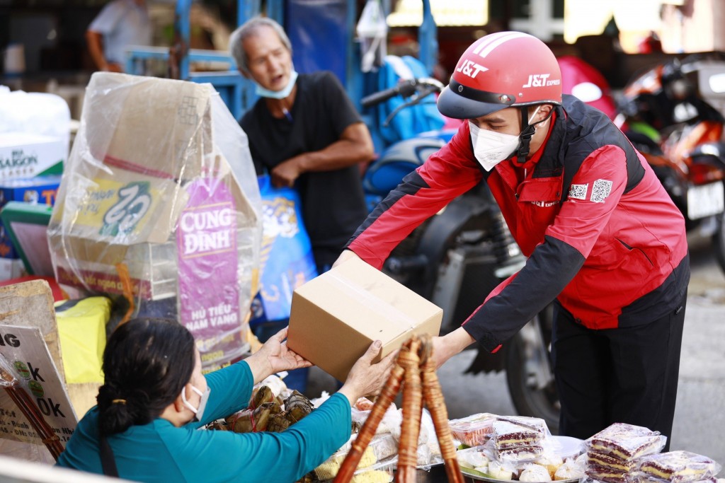 Những nỗ lực làm chủ cuộc chơi đổi mới ngành logistics